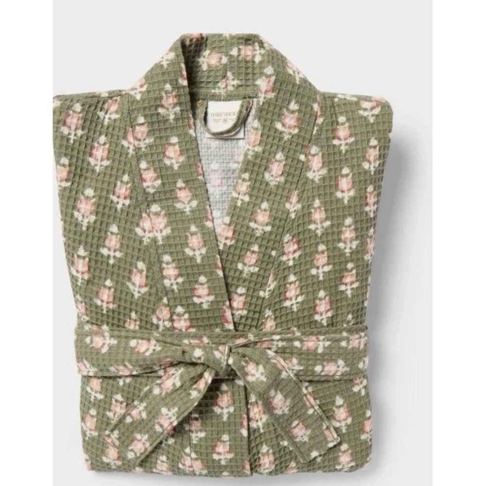 Spring Floral Waffle Bath Robe  Green/Pink Threshold Size S / M